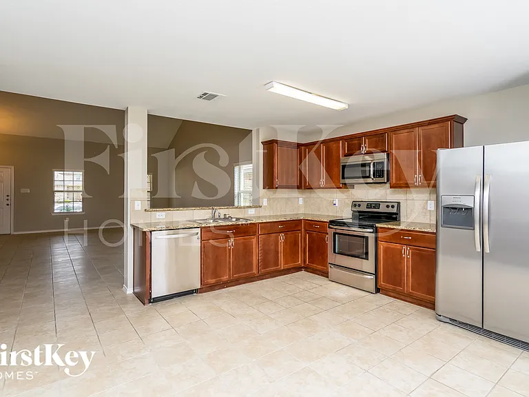 2212 Tombstone Rd — Photo 6
