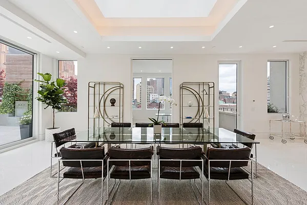 Sold by Nest Seekers International | media 4