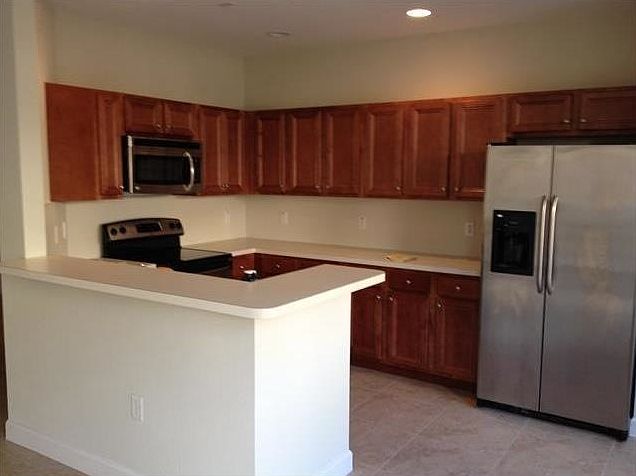1st image of 1028 NE 208th St