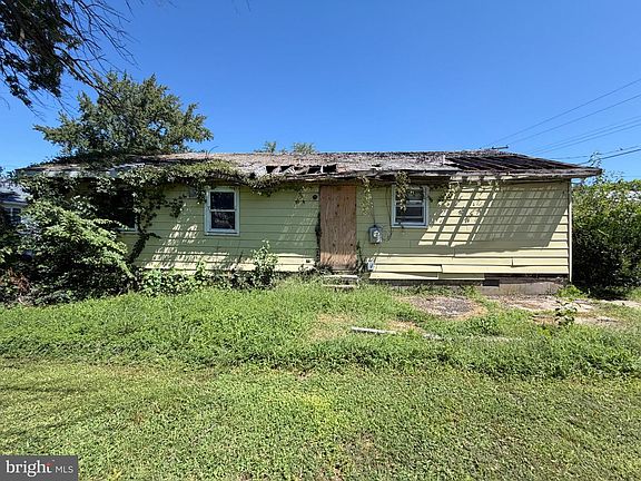 4th image of 703 High St