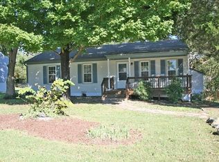 8919 Deerwater Rd, North Chesterfield, VA 23237