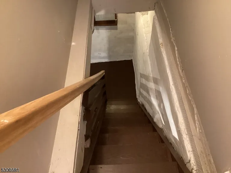 275 Wanaque Ave #1 — Photo 16