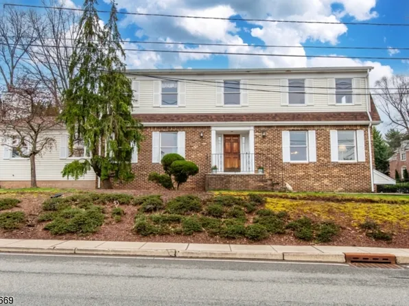 72 Cresthill Ave, Clifton City, NJ 07012