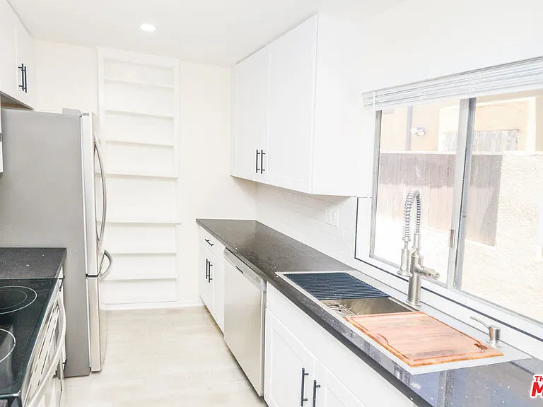 2602 Carnegie Ln #1 — Photo 10