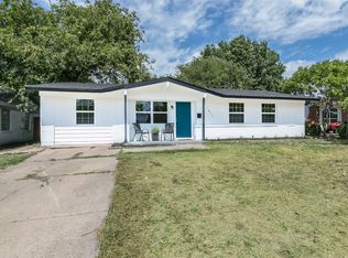 1815 School Rd, Carrollton, TX 75006