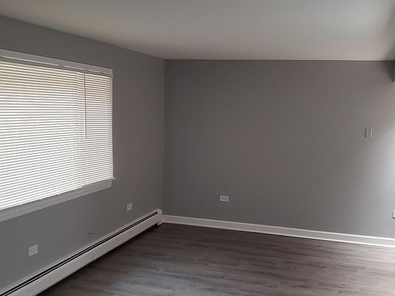 3rd image of 2140 Kenilworth Ave APT 205