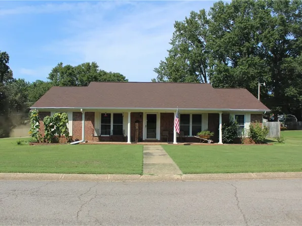 26 Sherwood Ln, Clarksville, AR 72830