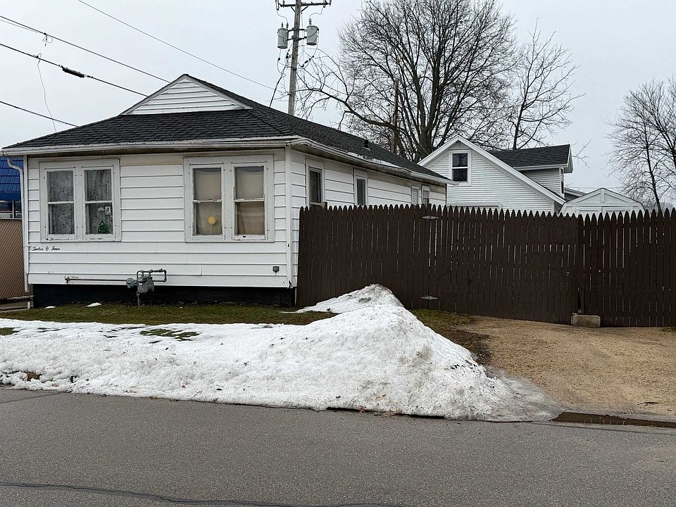 1st image of 1204 Newman St