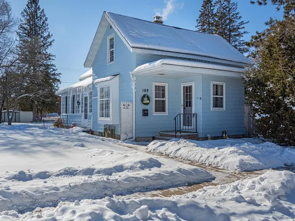109 E 4th St, Merrill, WI 54452