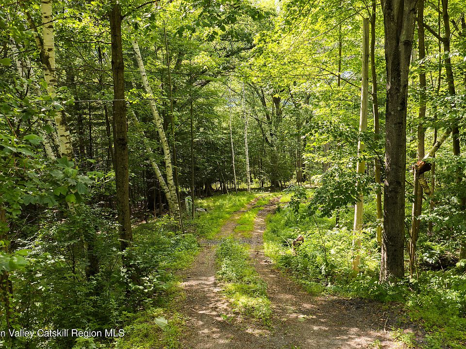 1st image of 35 Mountain Valley Road