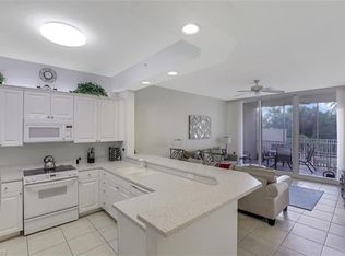 460 Launch Cir APT 203, Naples, FL 34108