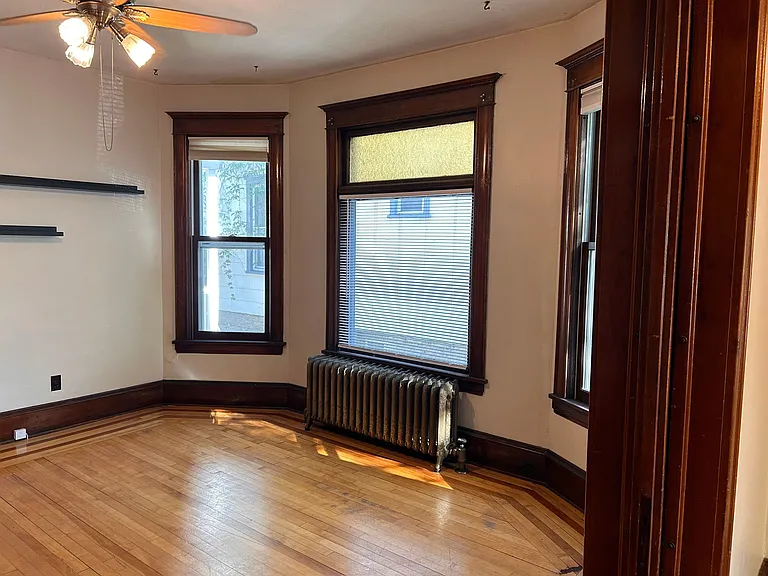 1127 Adams St NE #1 — Photo 23