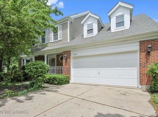156 Ironwood Ct, Buffalo Grove, IL 60089