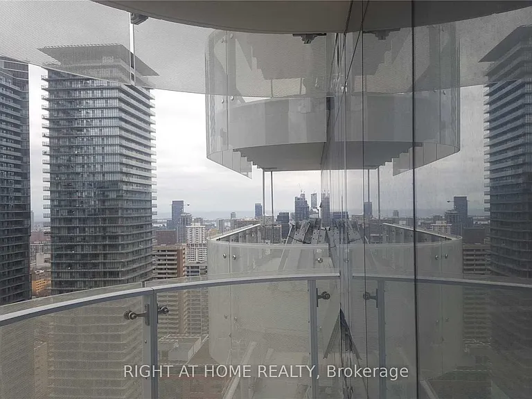 1 Bloor St E #2703 — Photo 12