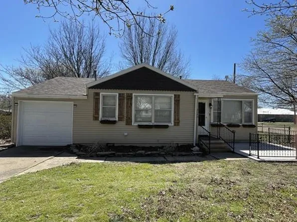 3140 Corning Ave, Parsons, KS 67357