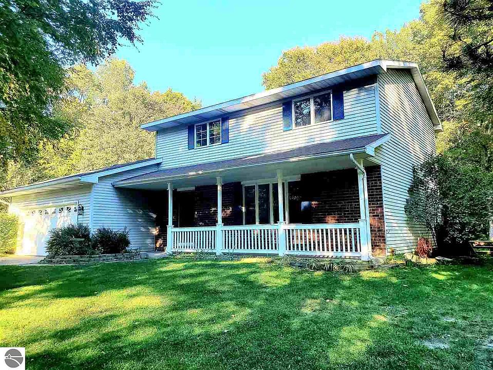 1st image of 2293 Whitetail Dr