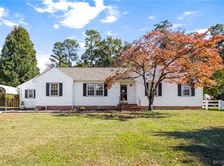 10709 Lunswood Rd, Chester, VA 23831