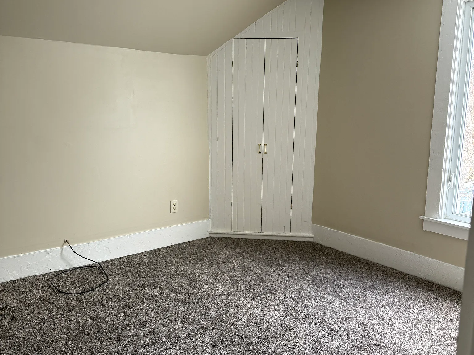 2 bed, 1.5 bath, 1000 sqft, $1,650 — Photo 3