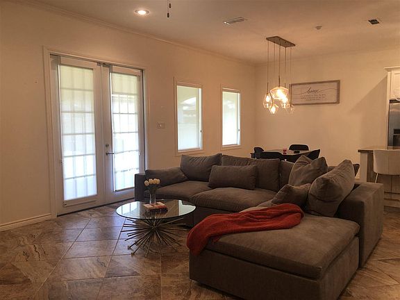 4th image of 508 Washingtonia Dr