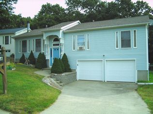 66 Mirra Dr, Groton, CT 06340