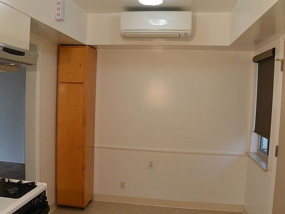 5th image of 419 N Hill Ave #4