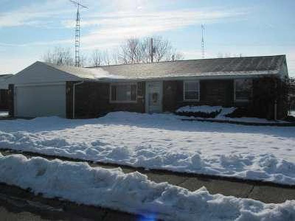 1st image of 1042 Nutmeg Sq N