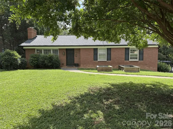 948 Heather Ln, Charlotte, NC 28209