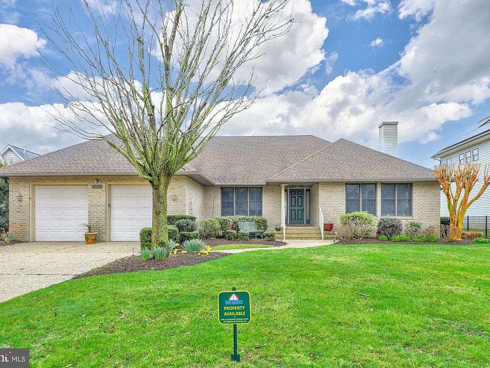 1st image of 34359 Indian River Dr