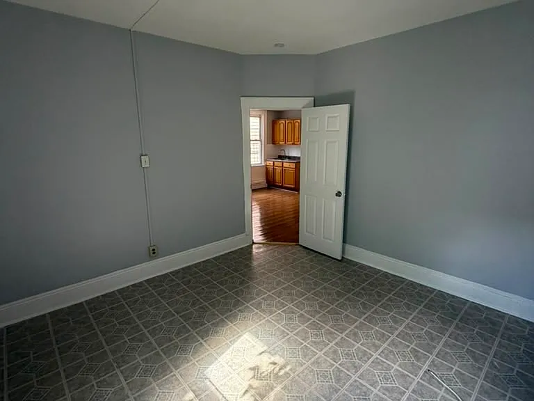 14 Rosa Parks Blvd #4 — Photo 2
