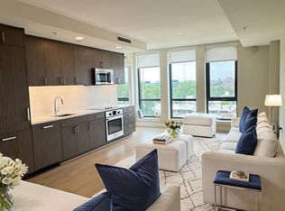 1211 Van St SE #506, Washington, DC 20003