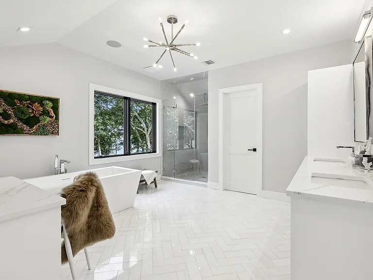 33 Springwood Way — Photo 12