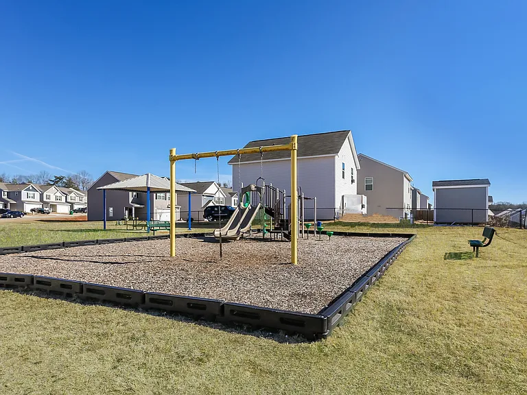 2139 Southlea Dr — Photo 19
