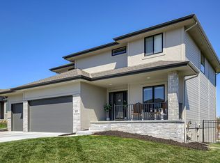 10011 S 186th Ave, Omaha, NE 68136