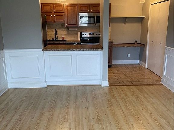 2nd image of 1540 Cedarwood Dr APT C