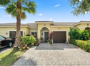 3330 NE 11th Dr, Homestead, FL 33033