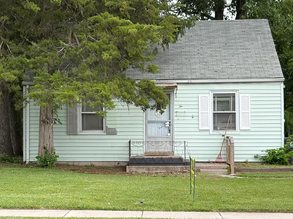 10 W 37th Ave, Hobart, IN 46342