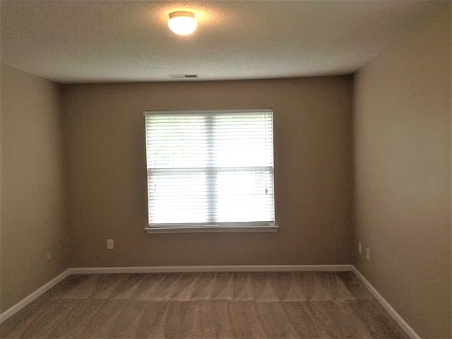 12627 Waterfall Pl — Photo 8