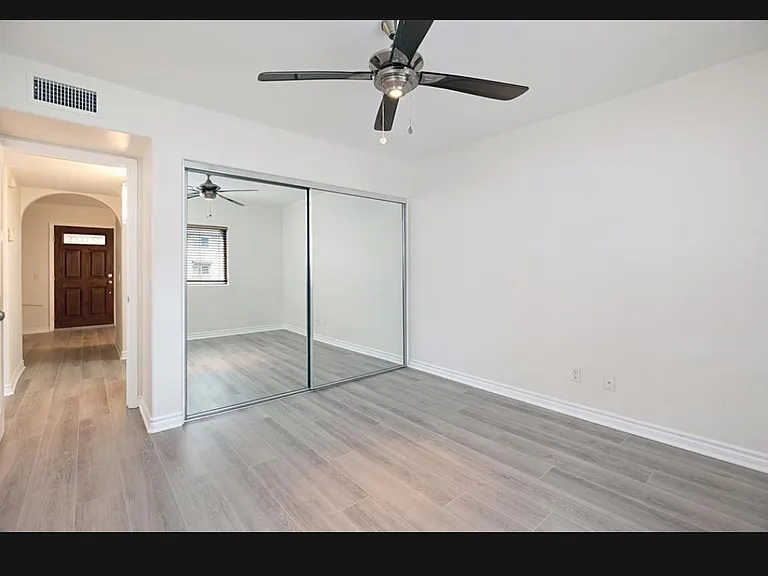 2752 B St #111 — Photo 6