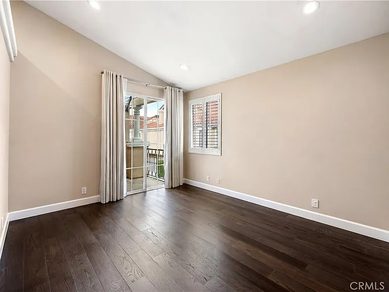 12 Opera Ln — Photo 17