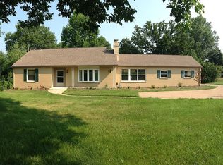 11160 Olive Blvd, Saint Louis, MO