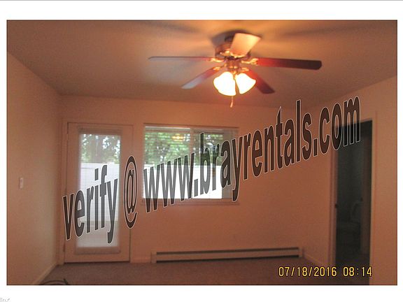 2nd image of 3016 Oakwood Dr Unit B