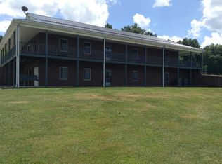 1714 Davis Chapel Rd, Albany, KY 42602