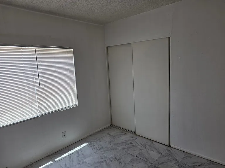 2904 Bassler St — Photo 8