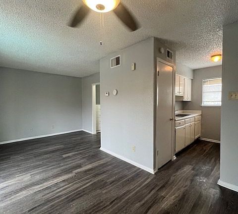4th image of 6929 Timber Meadow St #202