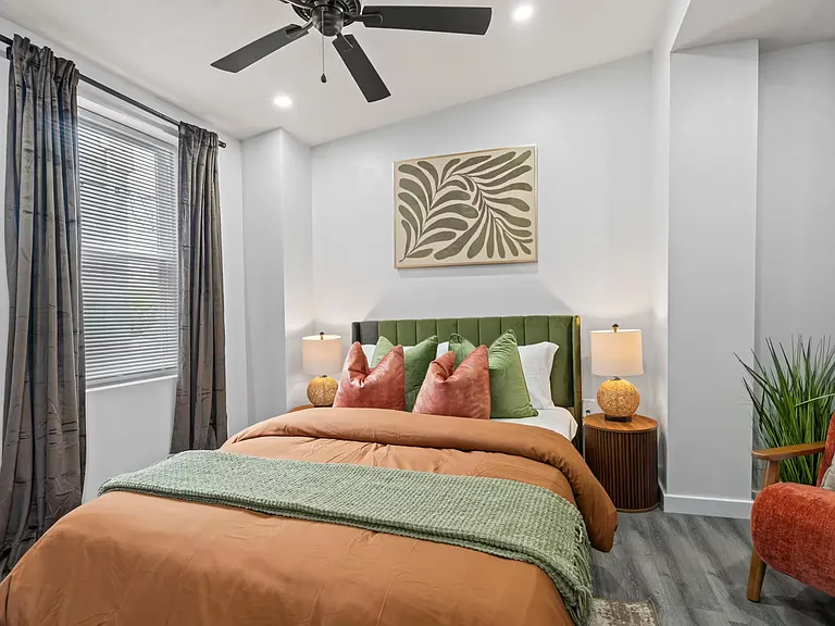 2701 Poplar St #2 — Photo 30