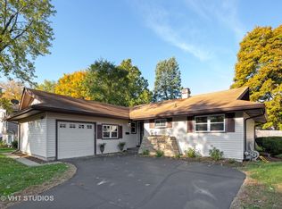 618 Coventry Ln, Crystal Lake, IL 60014