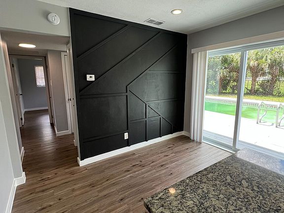 2nd image of 1221 Cypress Ln