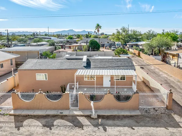 3348 E Holladay St, Tucson, AZ 85706