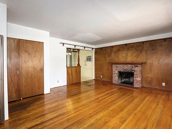 4th image of 6729 Steiner Dr