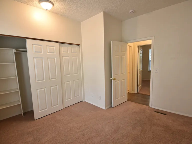 2927 Broadway St #2 — Photo 29